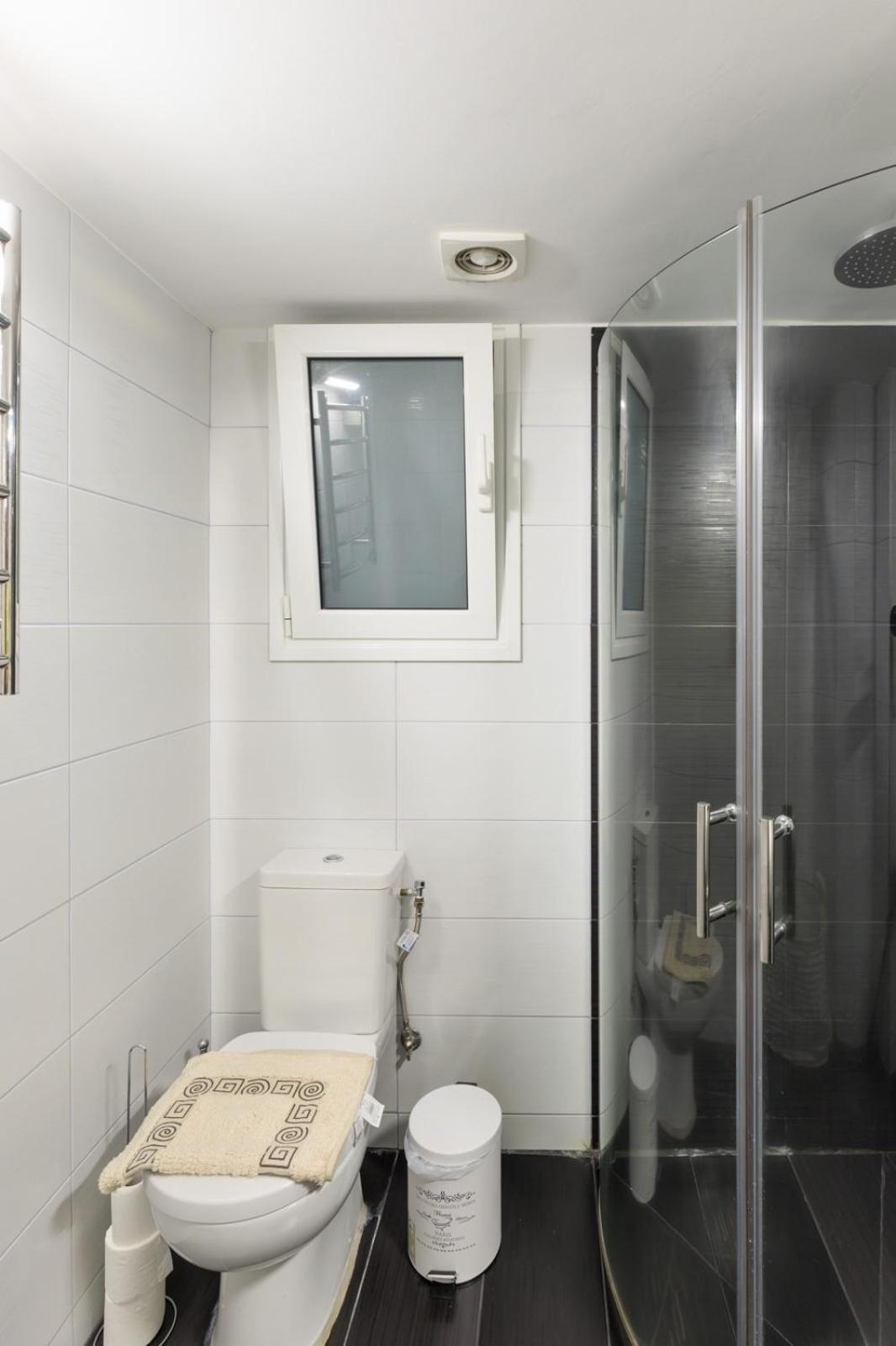 Aiolos Luxury Metro Acropolis Suite 7 Near Museum Of Modern Art Атина Екстериор снимка
