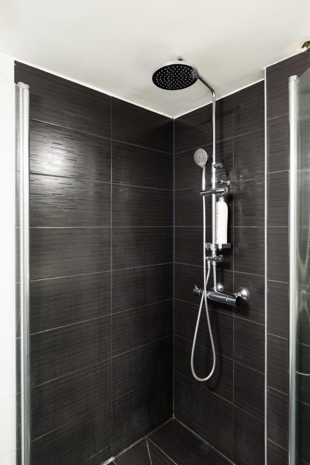 Aiolos Luxury Metro Acropolis Suite 7 Near Museum Of Modern Art Атина Екстериор снимка