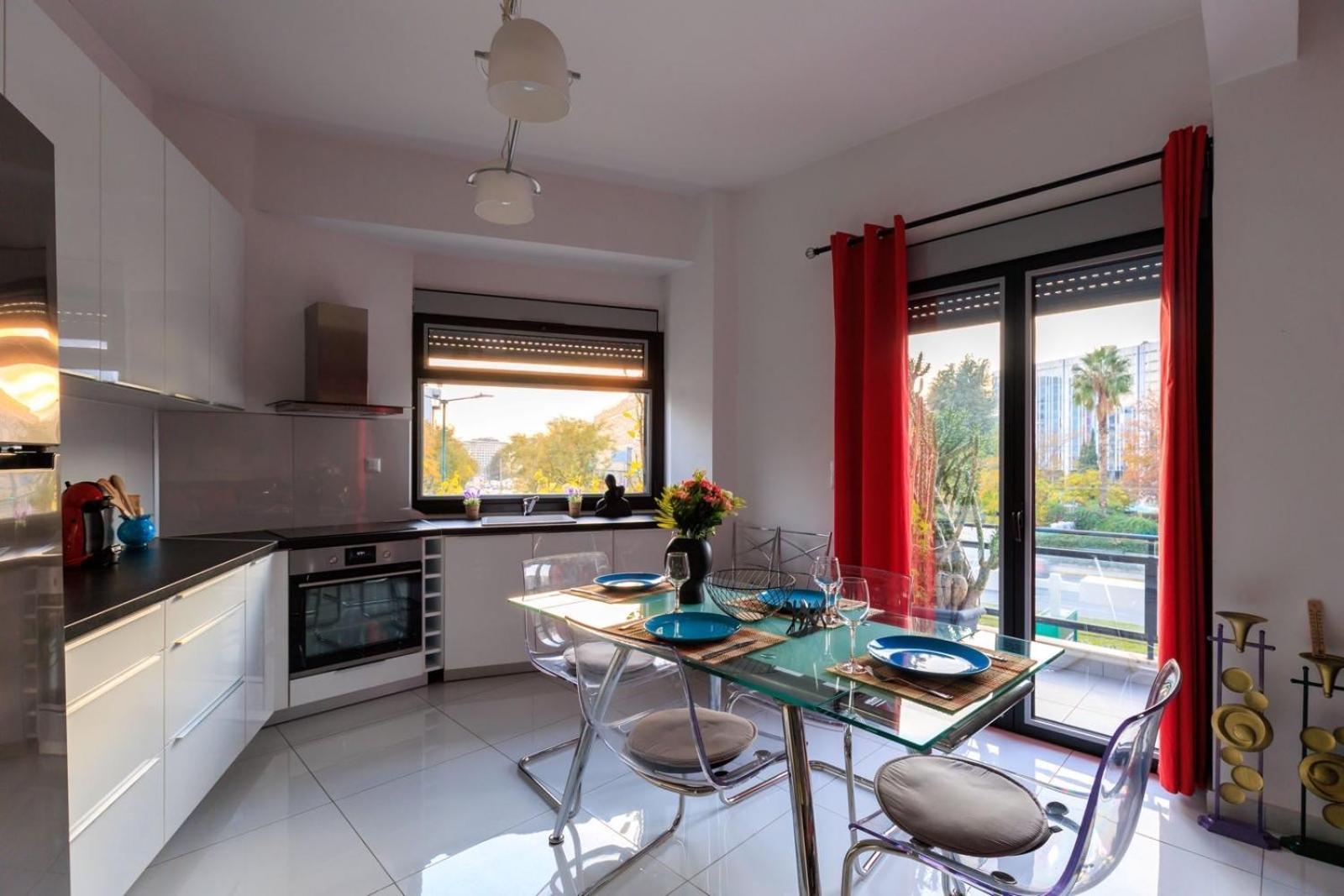 Aiolos Luxury Metro Acropolis Suite 7 Near Museum Of Modern Art Атина Екстериор снимка